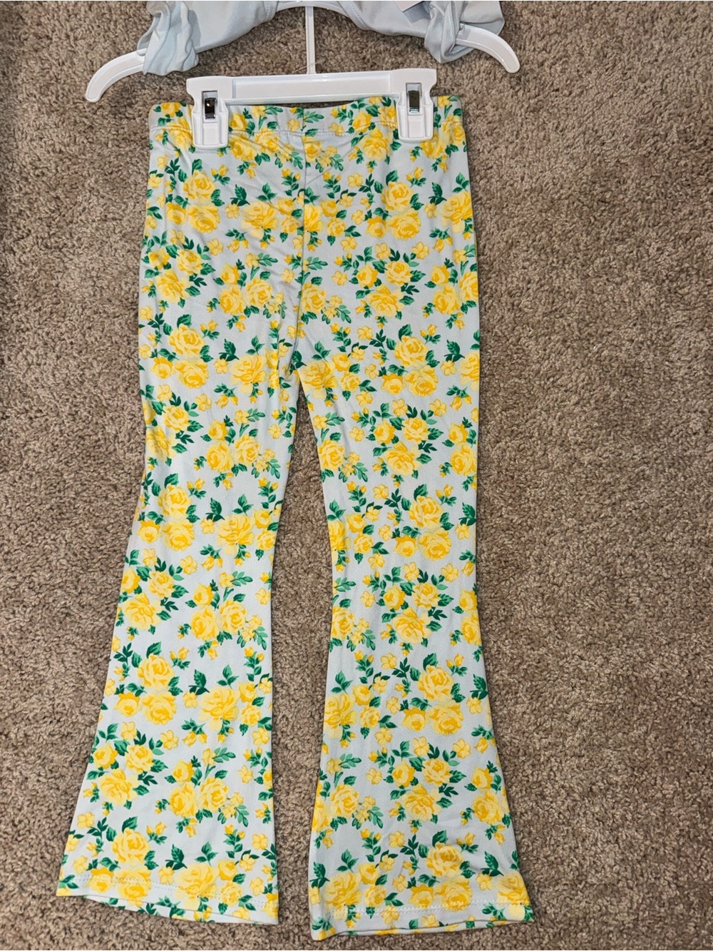 NWT btween Blue Ruched Top & Yellow Floral Bell Bottom Set Girls Size 5 - Picture 4 of 6
